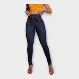 Lucie Ükskõik kui Elegantsed Kõrge Vöökohtadega Jeans