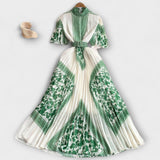 Delilah - Kleid, mis on inspireeritud vintage stiilist