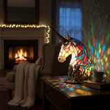 Ükssarvik – Lamp vitraažides (ükssarvik)