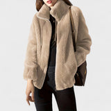 Mila | Luksuslik pehme jakk lukuga