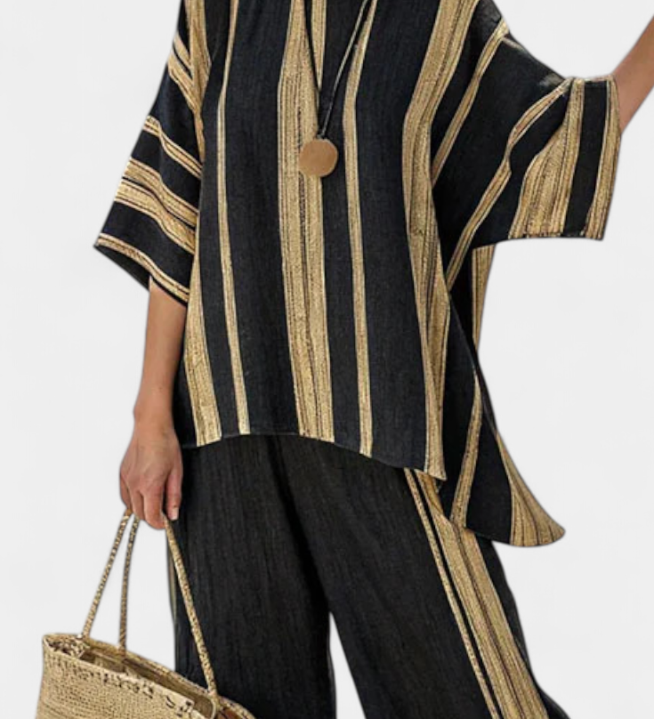 Adéla – mugav oversized triibuline topp ja vabalt langevad linased püksid