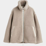 Petra – naiste oversized teddy mantel lukuga