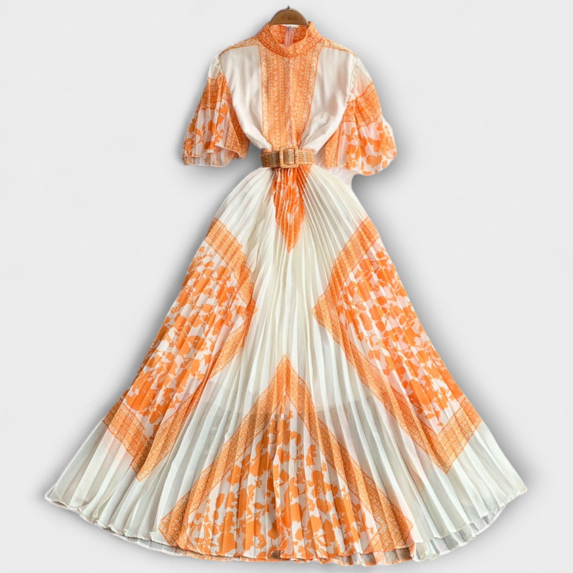 Delilah - Kleid, mis on inspireeritud vintage stiilist